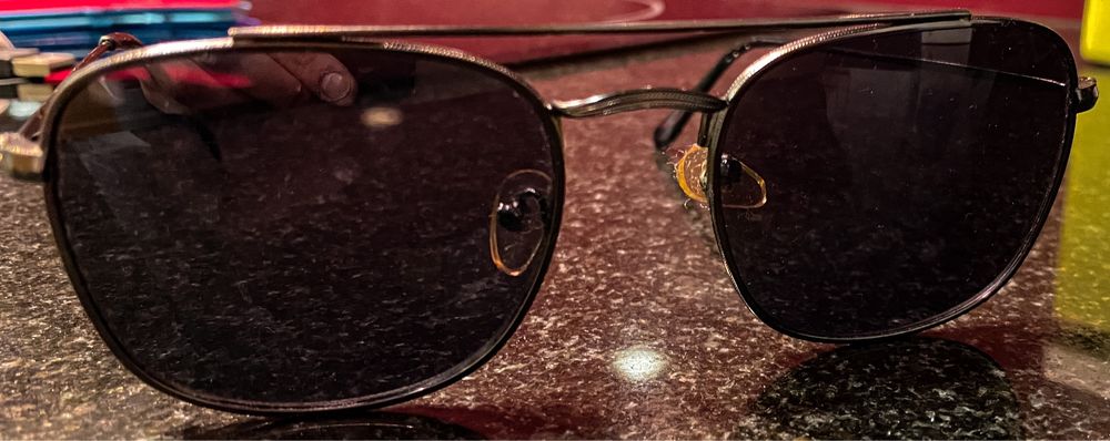 Óculos de sol, estilo aviador