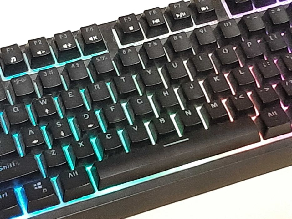 klawiatura gamingowa Genesis Thor 150 z podświetleniem RGB