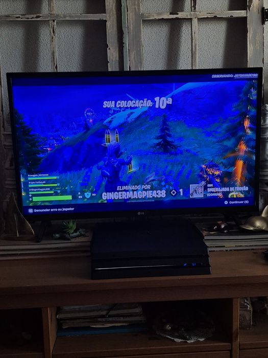 Playstation 4 Pro 1 tb