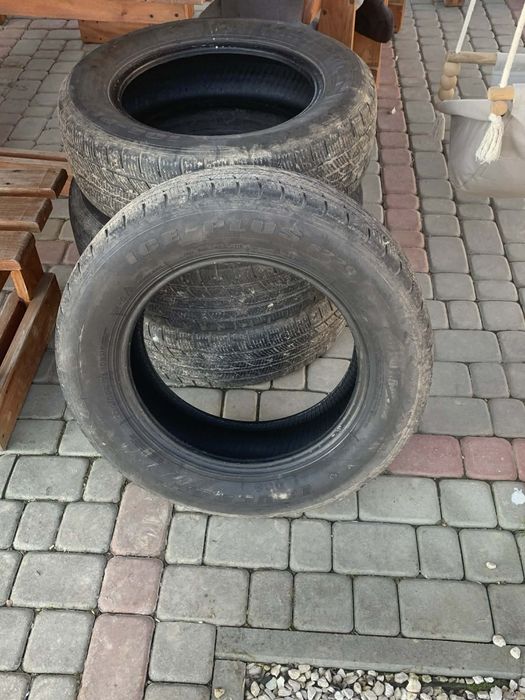 Sprzedam  komplet opon