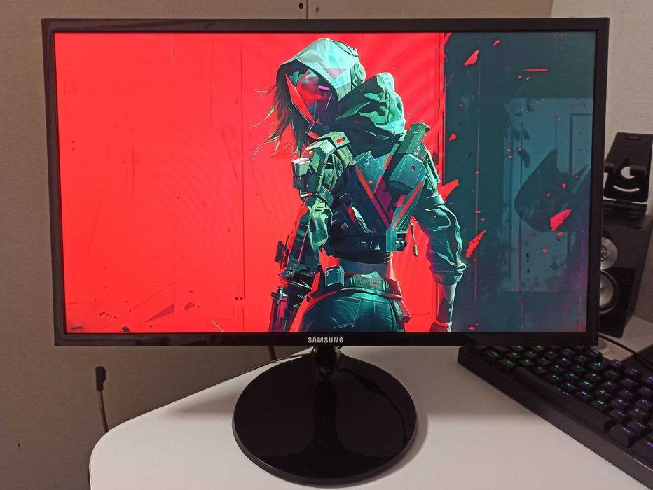 Монитор 24" Samsung S24F350FHI (Full HD, PLS). Состояние супер! + HDMI