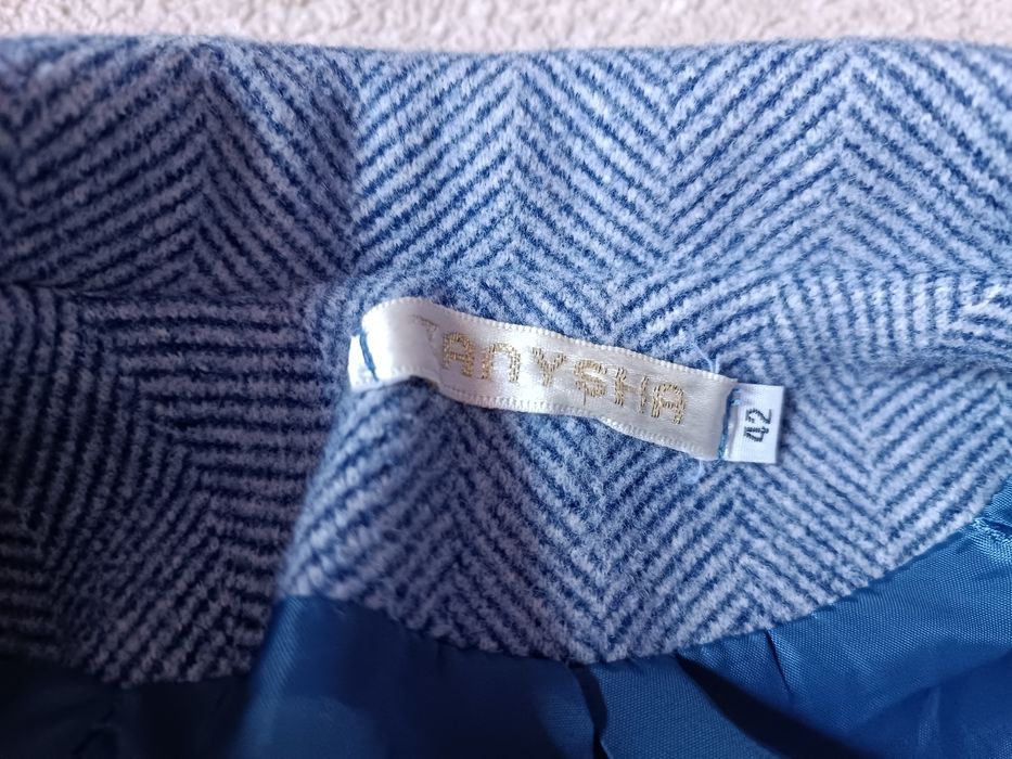 Пальто жіноче демісезонне 42(S)