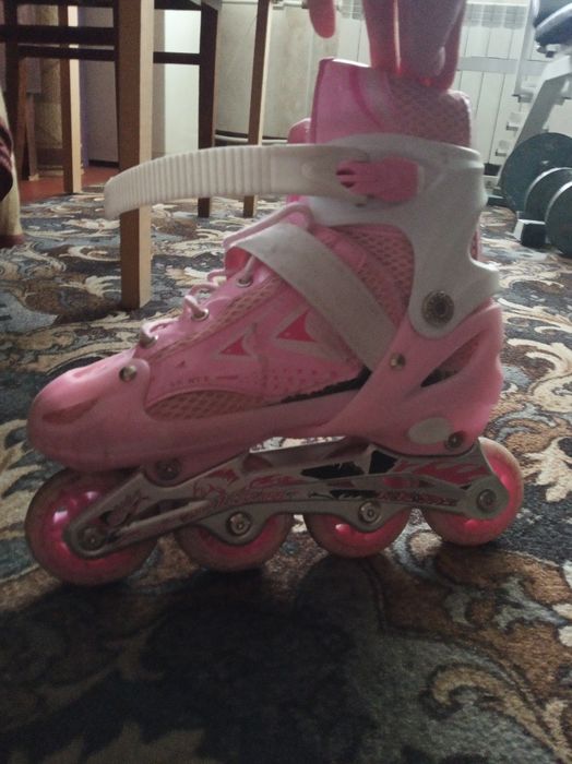 Ролики на дівчину розмір 34-37