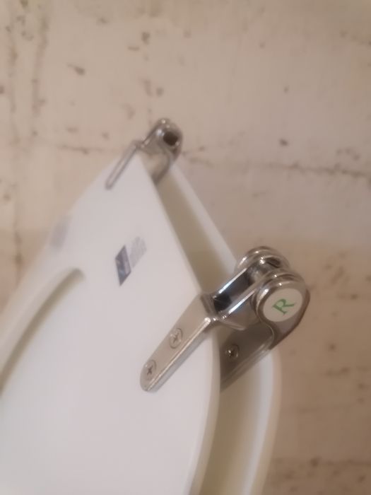 Tampa de Sanita Miomare