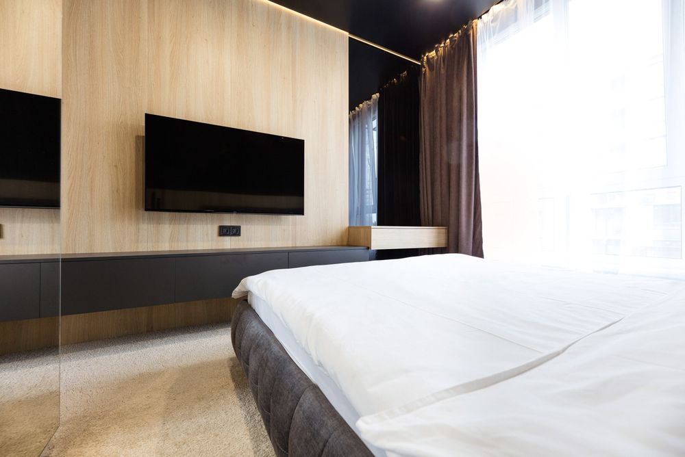 Подобово нова квартира у "Файна Таун". Салютна, Нивки, Щербаківського