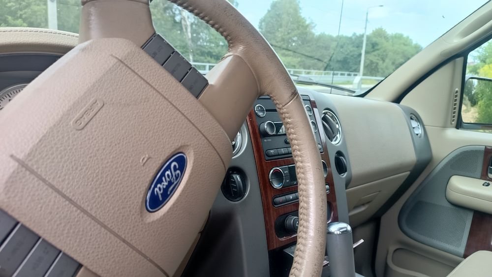 Ford F 150 Lariat
