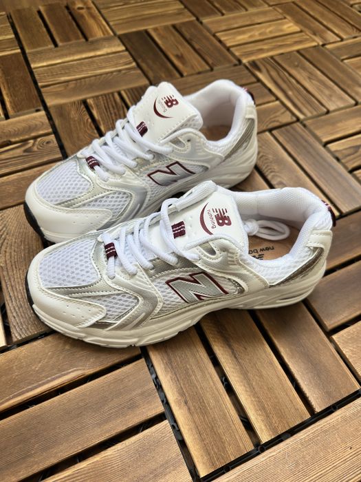 Жіночі кросівки new balance 530 white red 36-40
