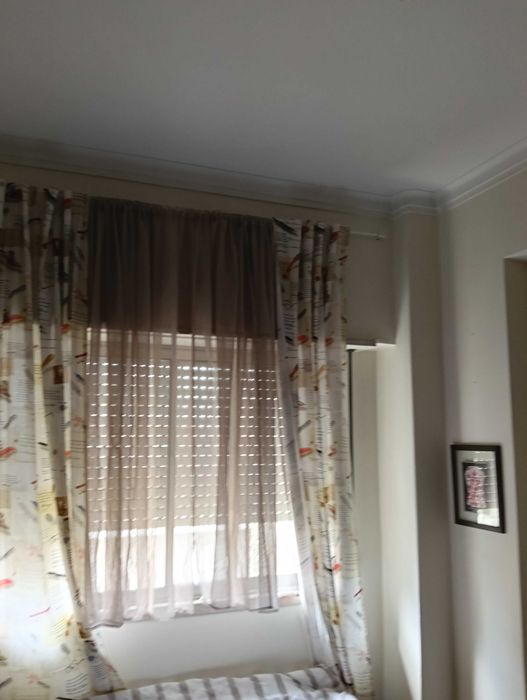 Quarto para jovem estudante.