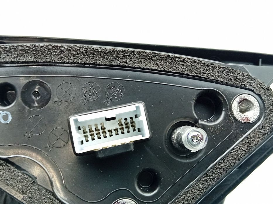 Retrovisor / espelho direito KIA Ceed (CD)