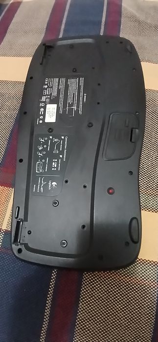 Клавиатура Logitech Wireless Canada 310 +беспроводная мышка в подарок!