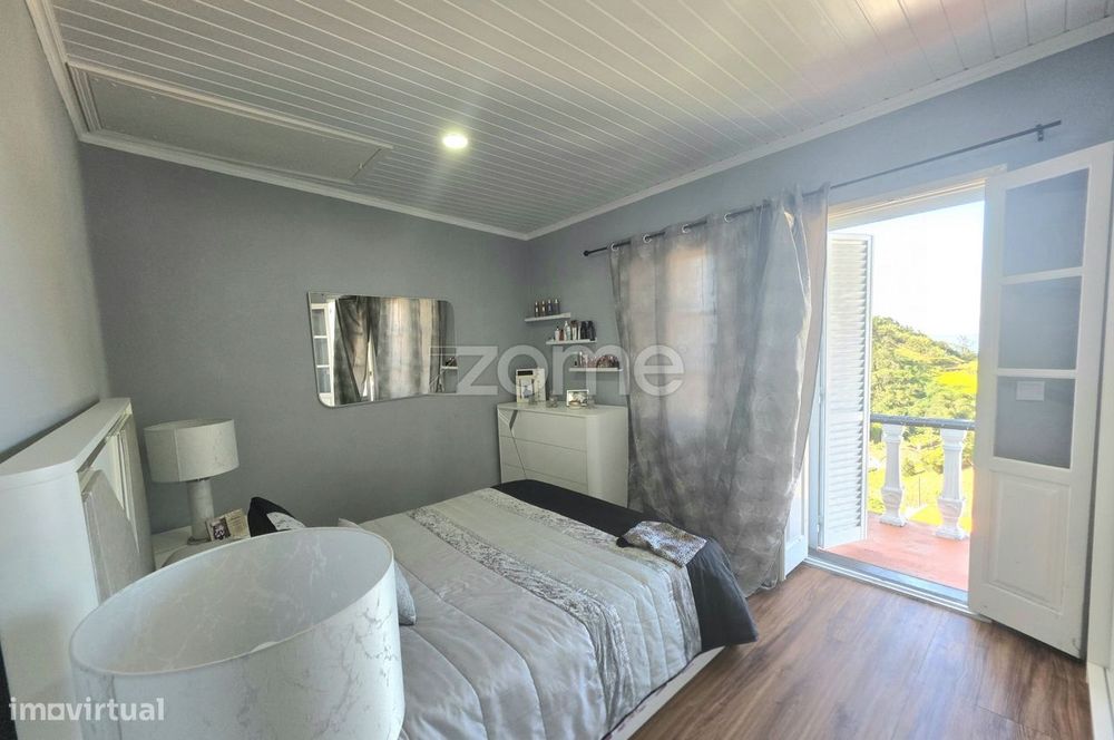 Moradia T3 com Vista Mar - Água de Pau