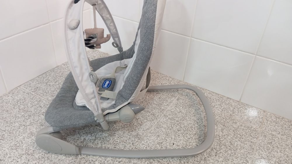 Espreguiçadeira Bebé Chicco Hoopla (Cinza)