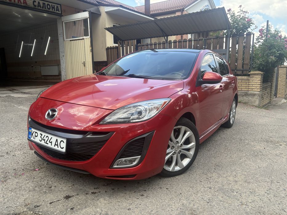 Продам Mazda 3 2011