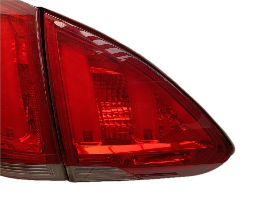 Farolim da mala esquerdo PEUGEOT 2008 I (CU_)