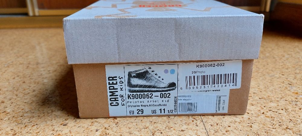 Botas Camper tamanho 29