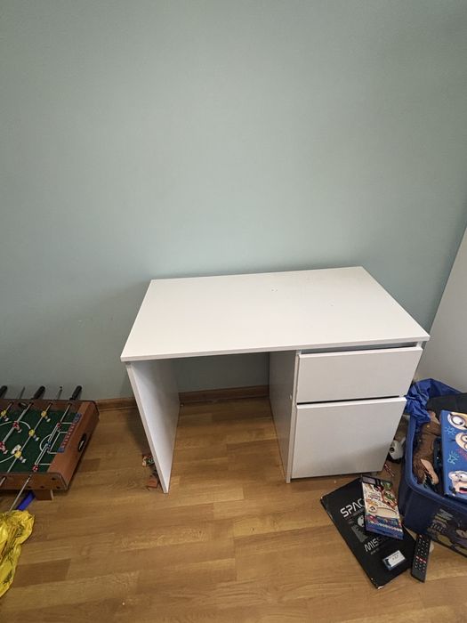 Oddam dwa biurka za darmo