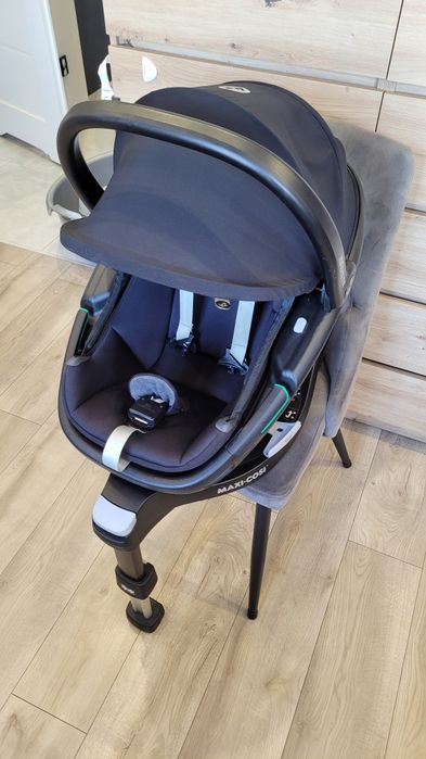 Fotelik z bazą isofix Maxi Cosi 360 Coral Essentaial Black