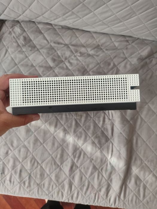 Xbox One S - Muito bom estado