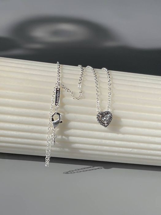 Намистино  Pandora "Щирі почуття"