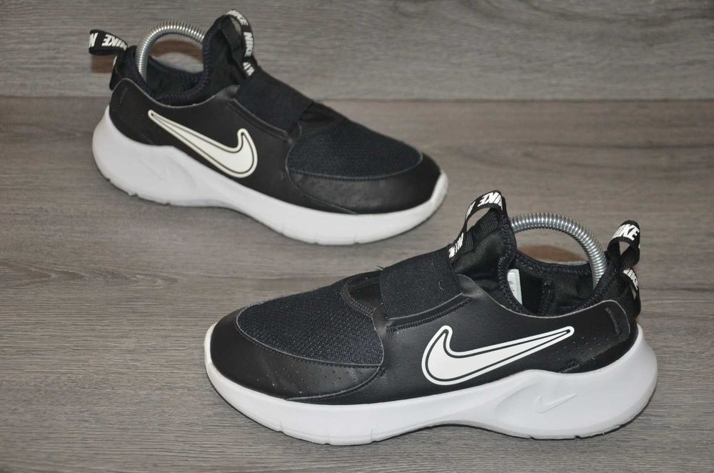 Продам кросівки Фірма NIKE.