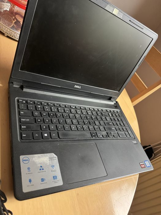 Laptop Dell Vostro 15 3000 series