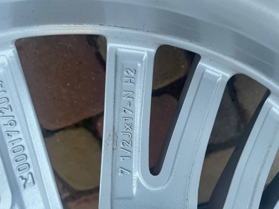 R17 5 112 Original BMW 6 883 519 в ідеальному стані
