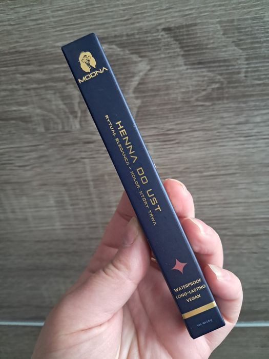 Nowa henna do ust Cherry Crush Modna Lash