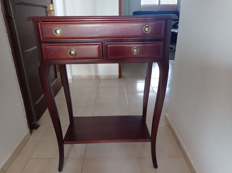 Moveis e sofás em excelente estado