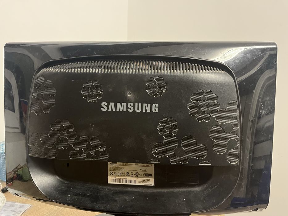 Монитор Samsung SyncMaster 2233, 21.5”, Full HD, рабочий