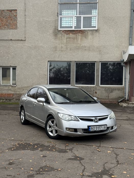 Honda Civic 8 Honda Civic 4d 1.8 Газ Бензин 2008 рік в бездоганному стані