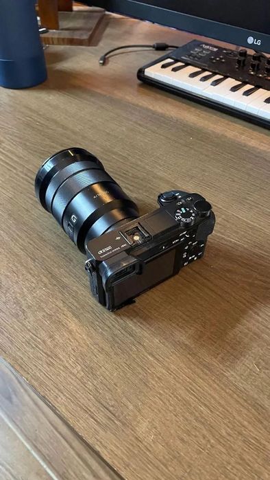 Sony A6500 + CageRig + Objetiva 18-105mm F4 + 4 Baterias | Kit Completo