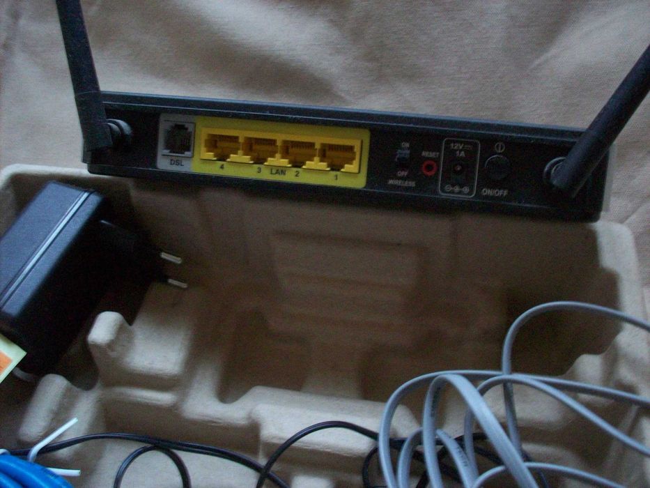 D-Link Wireless N ADSL2+ Router, DSL-2740B.