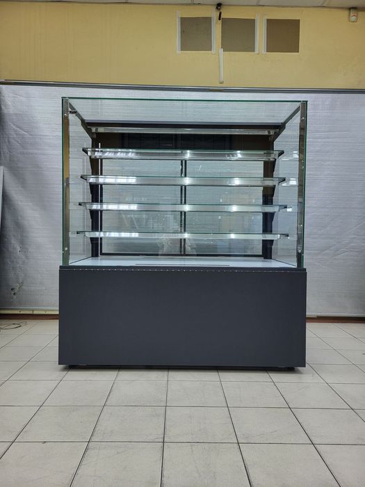 Вітрина кондитерська KUM eclair