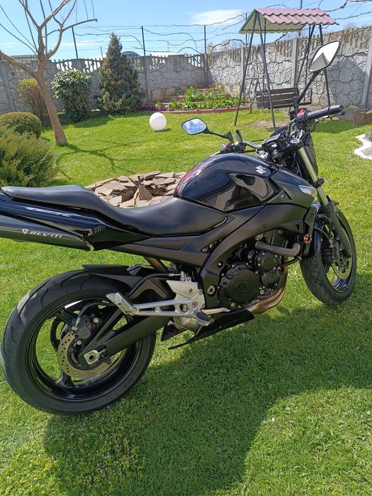 Продам Сузукі GSR 600