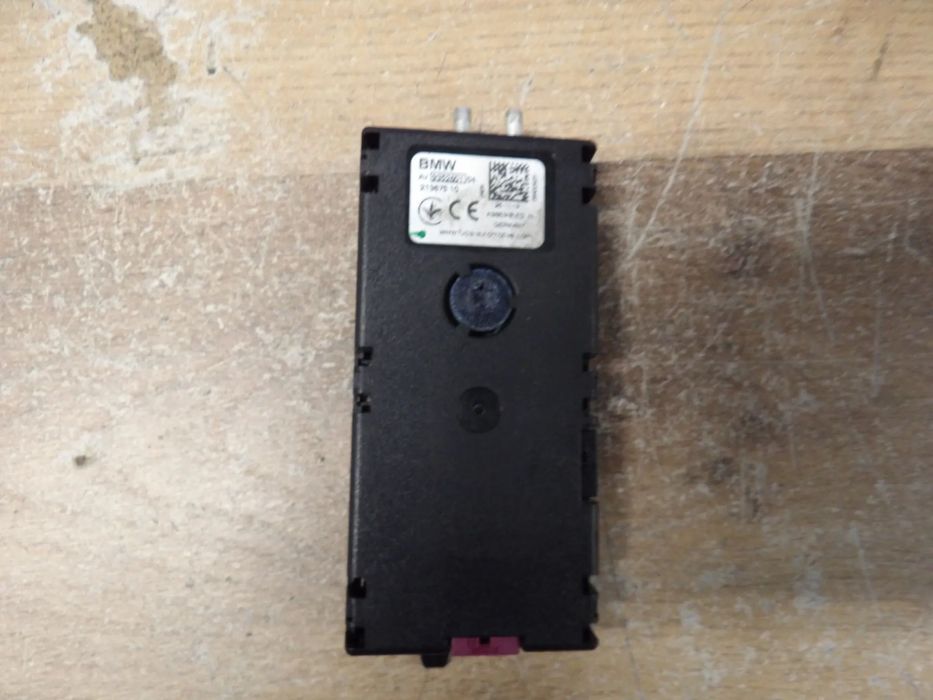 BMW - F11 - WZMACNIACZ ANTENY - 9352601