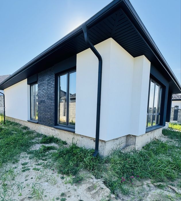 Продам сучасну американку 110 м.кВ в хорошій локації