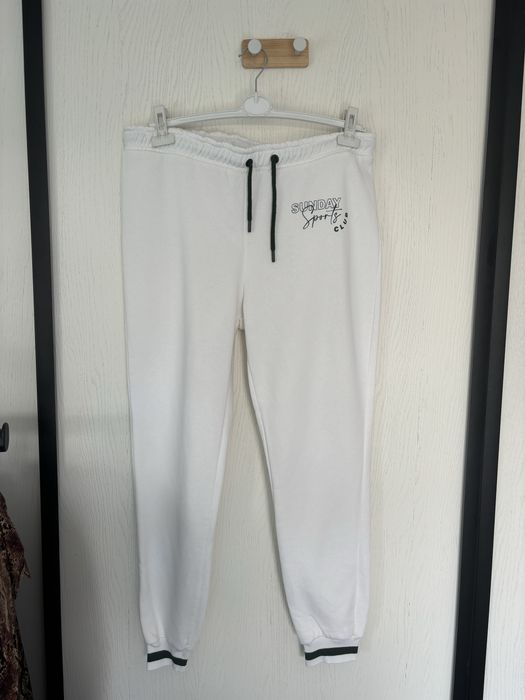 Biale spodnie dres primark