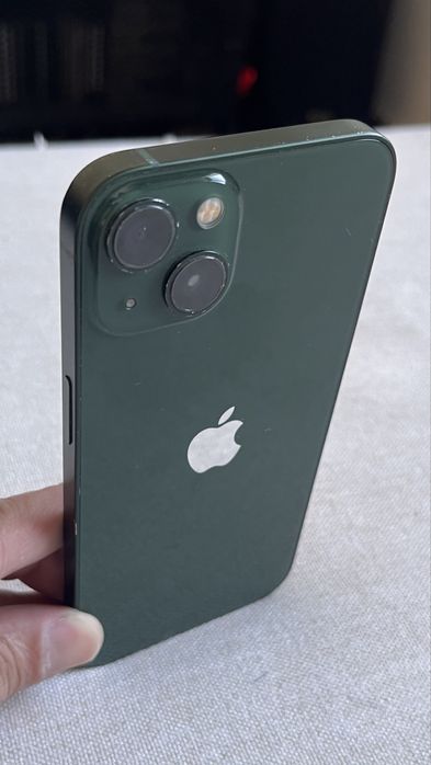 Vendo iphone 13, 128GB. Como novo