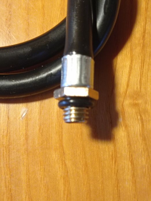 Wężyk pompki z zaciskiem AV DV