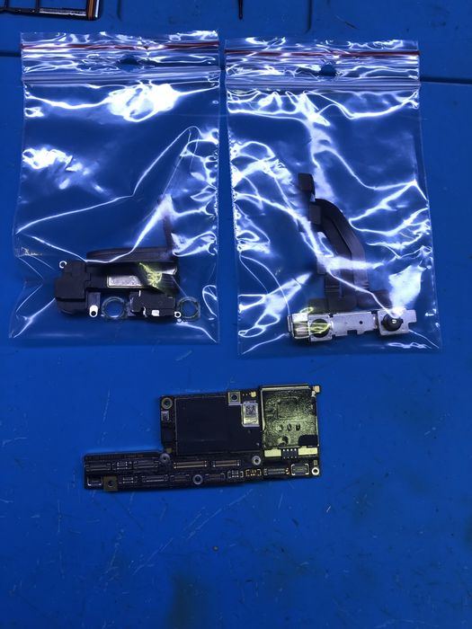 Плата на Iphone x 64