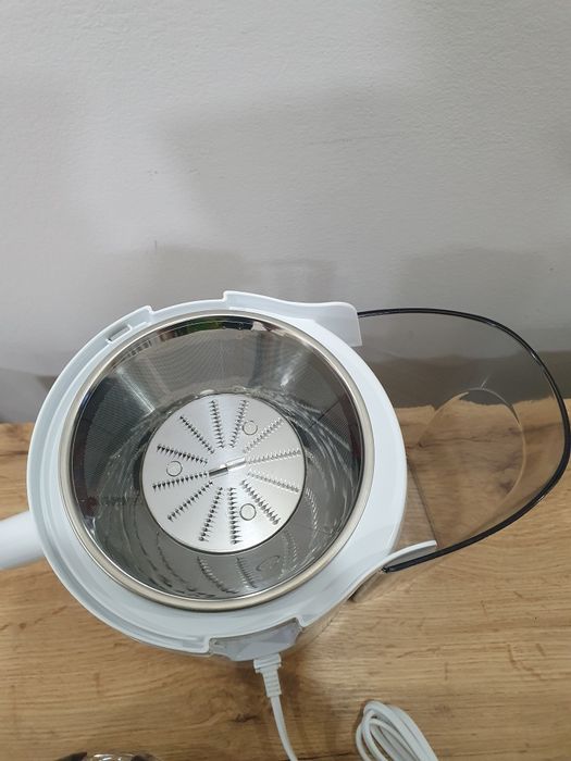 Sokowirówka Moulinex JU3701 Frutelia+ 350 W.