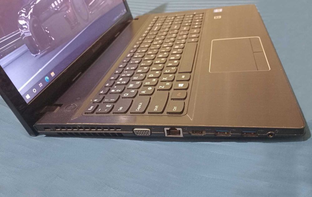 Ноутбук Lenovo G500 / 15.6" / i3-3110M 2 (4) по 2.4 GHz/12GB DDR3