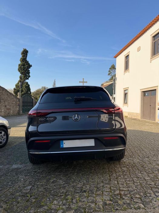 Mercedes-Benz EQC 400 4MATIC AMG line  SOH 92,5 PNEUS NOVOS