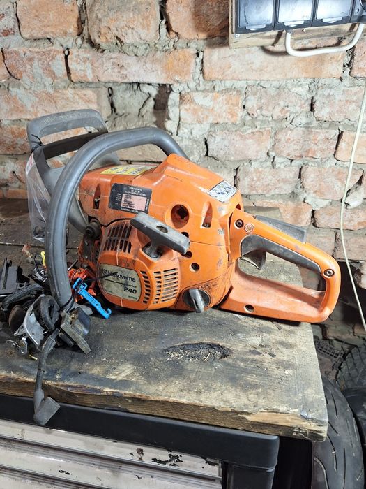 Husqvarna 240 zatarta