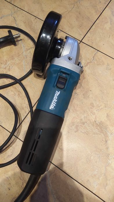 Szlifierka kątowa sieciowa Makita 1100W 9565HR