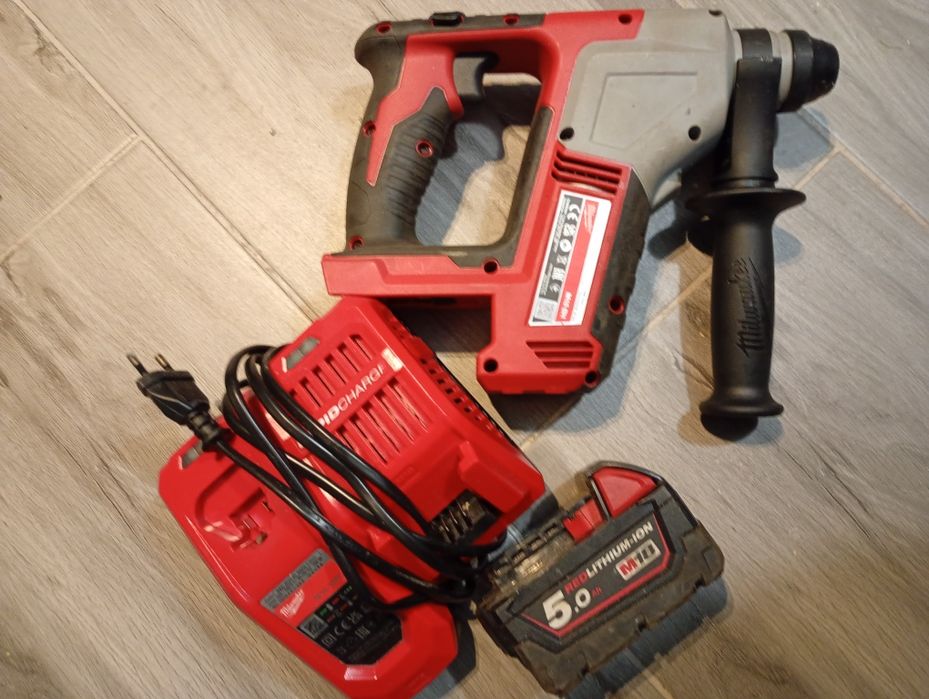 Młotowiertarka Milwaukee m18 BH