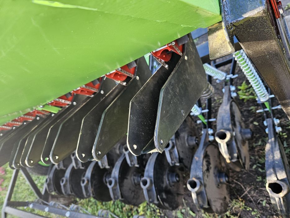 Сівалка на 13 сошників