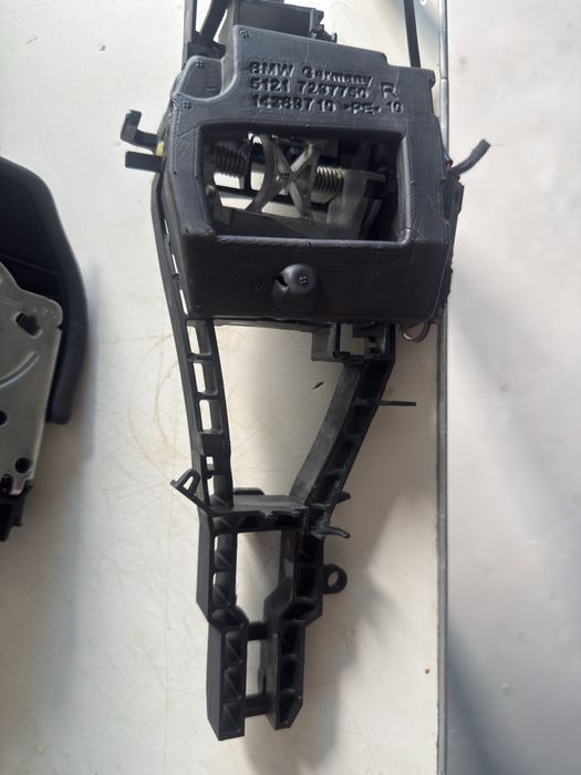 Замок и ручка правой двери BMW F21 Original