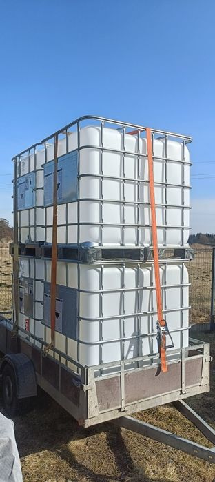 Mauzery 1000 litrowe w koszu