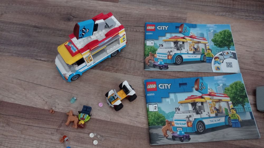 Lego city 60253 furgonetka z lodami. Kompletnie